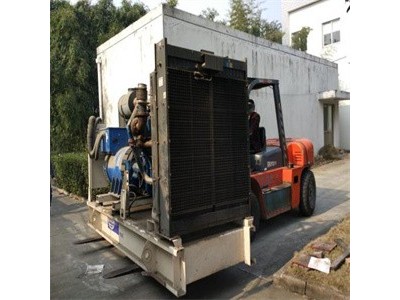 常熟康明斯发电机组回收|常熟回收柴油发电机组|发电机回收图3