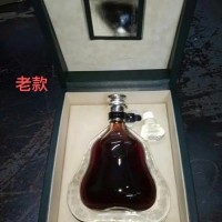 深圳市区轩尼诗李察酒瓶回收 百乐廷整套回收 专业洋酒瓶回收