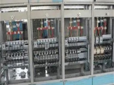 上海徐汇区配电柜回收|高压开关柜回收|收购配电箱图5